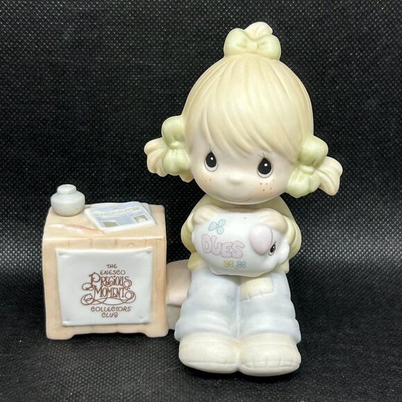 Precious Moments Collectors Club “Dues” figurine - Picture 1 of 3
